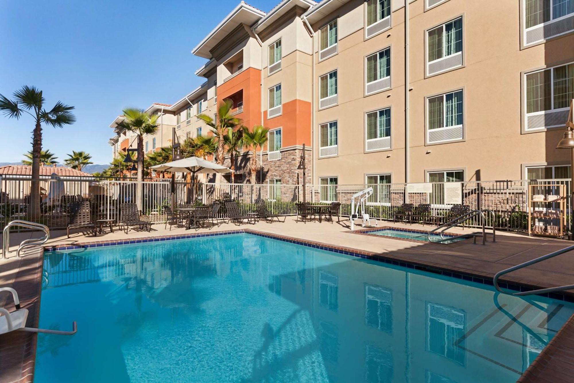 Hampton Inn & Suites San Bernardino Exterior foto